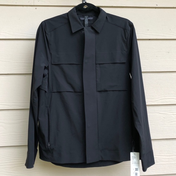 Lululemon LAB NEXUS bomber jacket! - Picture 1 of 6